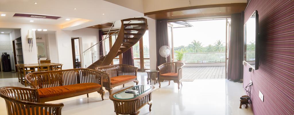 Gulmohar - Luxurious Penthouse Family Rooms Kolhapur Ngoại thất bức ảnh